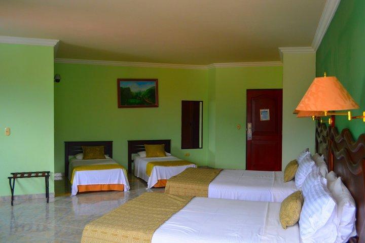 Casa Morales Hotel Internacional Y Centro De Convenciones Ibague Luaran gambar Deluxe Room
