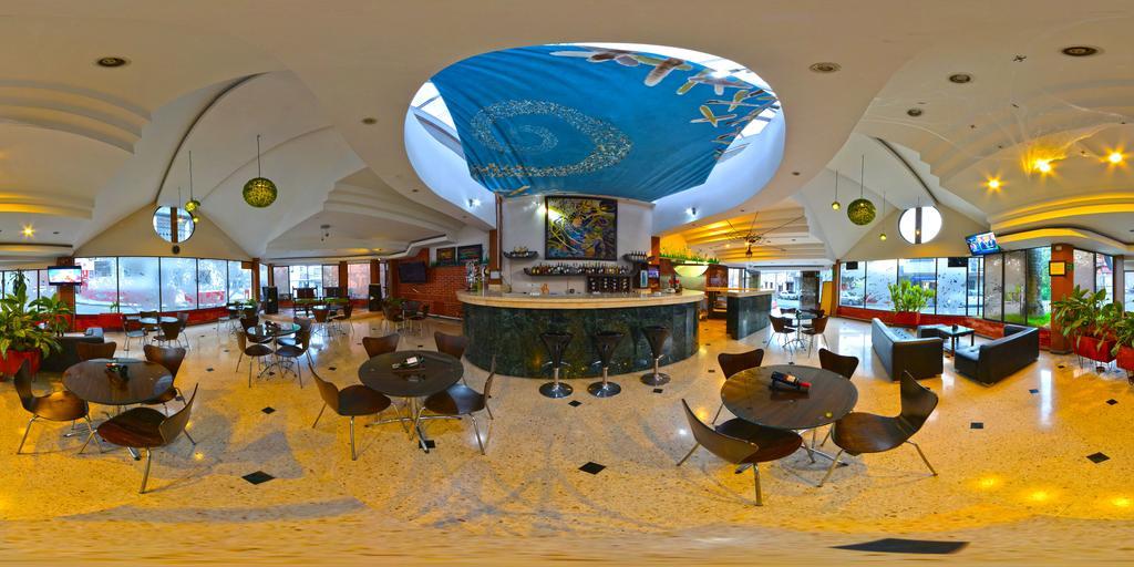 Casa Morales Hotel Internacional Y Centro De Convenciones Ibague Luaran gambar The interior of the lounge