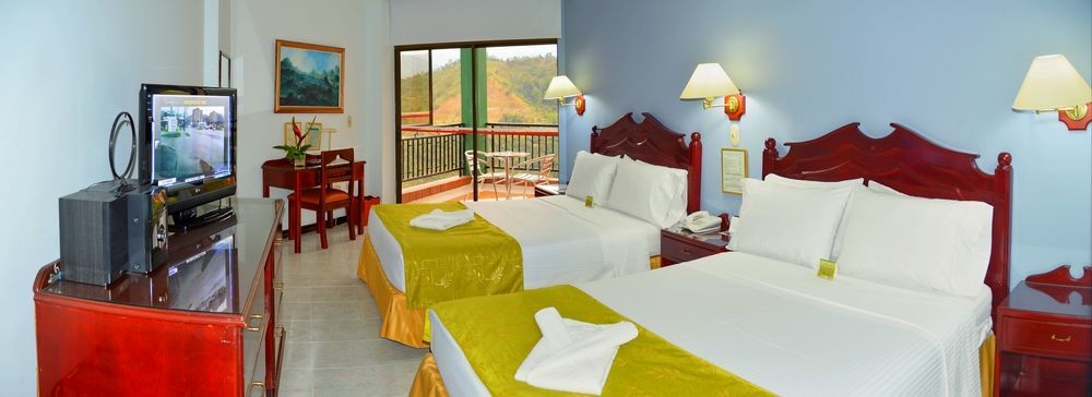 Casa Morales Hotel Internacional Y Centro De Convenciones Ibague Luaran gambar